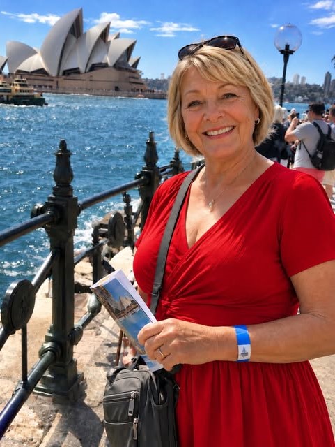 At 69, I Sold My House to Travel Around the World Despite My Children’s Protests – In Australia, a Man Invited Me to His Home for Coffee, but When I Walked Into His Living Room, I Froze