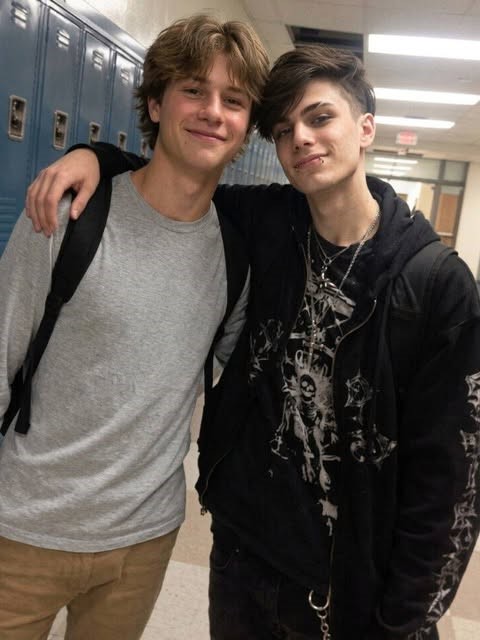 A 16-Year-Old Boy Slept over at His Best Friend’s House Every Weekend – Until His Friend’s Mom Called and Asked, ‘When Is My Son Coming Home? He’s Been Staying at Your Place for Weeks!’  
